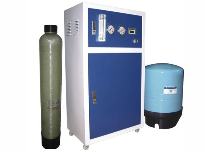 小型超純水設(shè)備運(yùn)行紊亂的原因